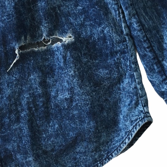 new LF Carmar ✶ Destroyed Denim Button Down BD Shirt ✶ Chambray Mineral Wash ✶ - Picture 10 of 16